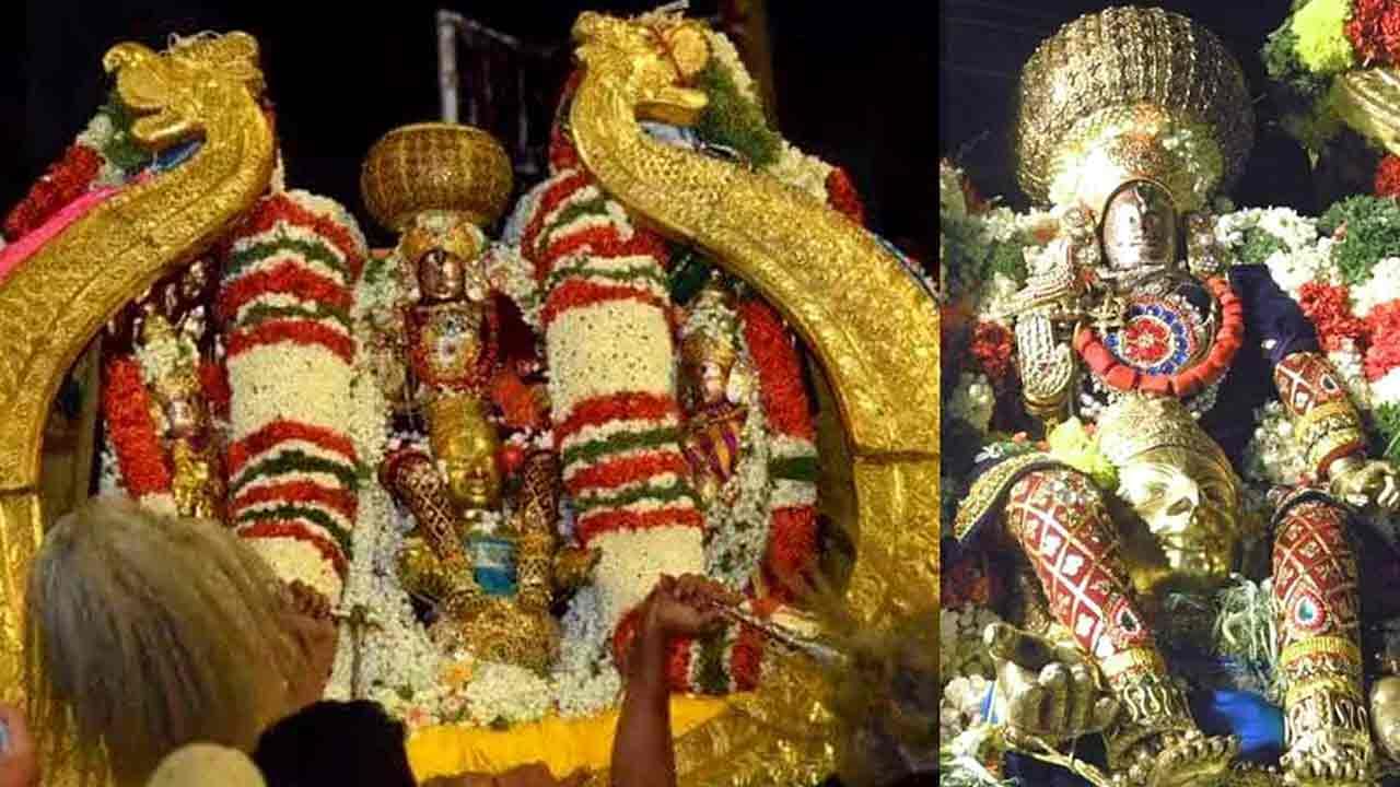 ಮೇಲುಕೋಟೆಯಲ್ಲಿಯೂ ಸಲಾಂ ಆರತಿ ಹೆಸರು ತೆಗೆಯಲು ಸ್ಥಾನಿಕರಿಂದ ಮನವಿ ಮೇಲುಕೋಟೆಯಲ್ಲಿಯೂ ಸಲಾಂ ಆರತಿ ಹೆಸರು ತೆಗೆಯಲು ಸ್ಥಾನಿಕರಿಂದ ಮನವಿ