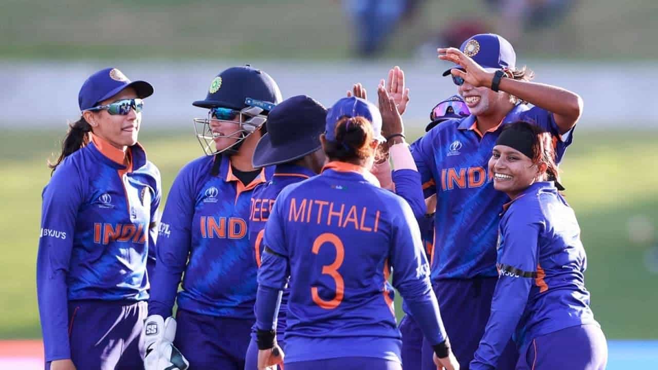ICC Women's WC 2022, IND vs NZ: ಭಾರತದ 2ನೇ ಪಂದ್ಯ ಯಾರ ವಿರುದ್ದ, ಯಾವಾಗ? ಇಲ್ಲಿದೆ ಸಂಪೂರ್ಣ ಮಾಹಿತಿ ICC Women's WC 2022, IND vs NZ: ಭಾರತದ 2ನೇ ಪಂದ್ಯ ಯಾರ ವಿರುದ್ದ, ಯಾವಾಗ? ಇಲ್ಲಿದೆ ಸಂಪೂರ್ಣ ಮಾಹಿತಿ