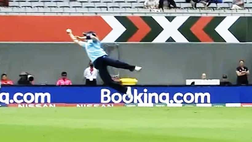 Womens World Cup 2022: ಪ್ರೇಕ್ಷಕರು ಮೂಕವಿಸ್ಮಿತ: ಮಿಂಚಿನ ವೇಗದಲ್ಲಿ ಅದ್ಭುತ ಕ್ಯಾಚ್