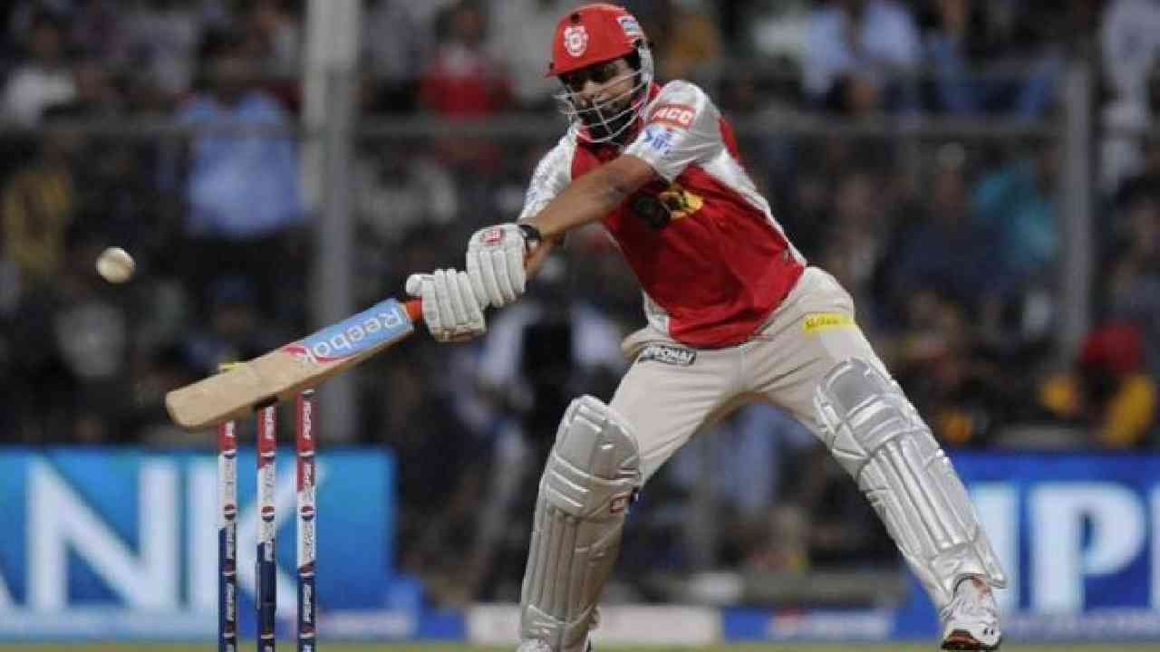 2- ಪ್ರವೀಣ್ ಕುಮಾರ್ (KXIP- 2011)- 124 ಮೀಟರ್