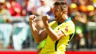 IPL 2022: KKR ತಂಡಕ್ಕೆ ಬಿಗ್ ಶಾಕ್: 5 ಪಂದ್ಯಗಳಿಗೆ ಇಬ್ಬರು ಸ್ಟಾರ್ ಆಟಗಾರರು ಅಲಭ್ಯ