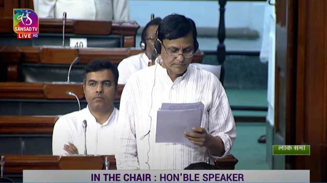 ದೆಹಲಿಯ ಮೂರು ಮುನ್ಸಿಪಲ್ ಕಾರ್ಪೊರೇಷನ್​​ಗಳನ್ನು ವಿಲೀನಗೊಳಿಸುವ ಮಸೂದೆ ಲೋಕಸಭೆಯಲ್ಲಿ ಮಂಡನೆ