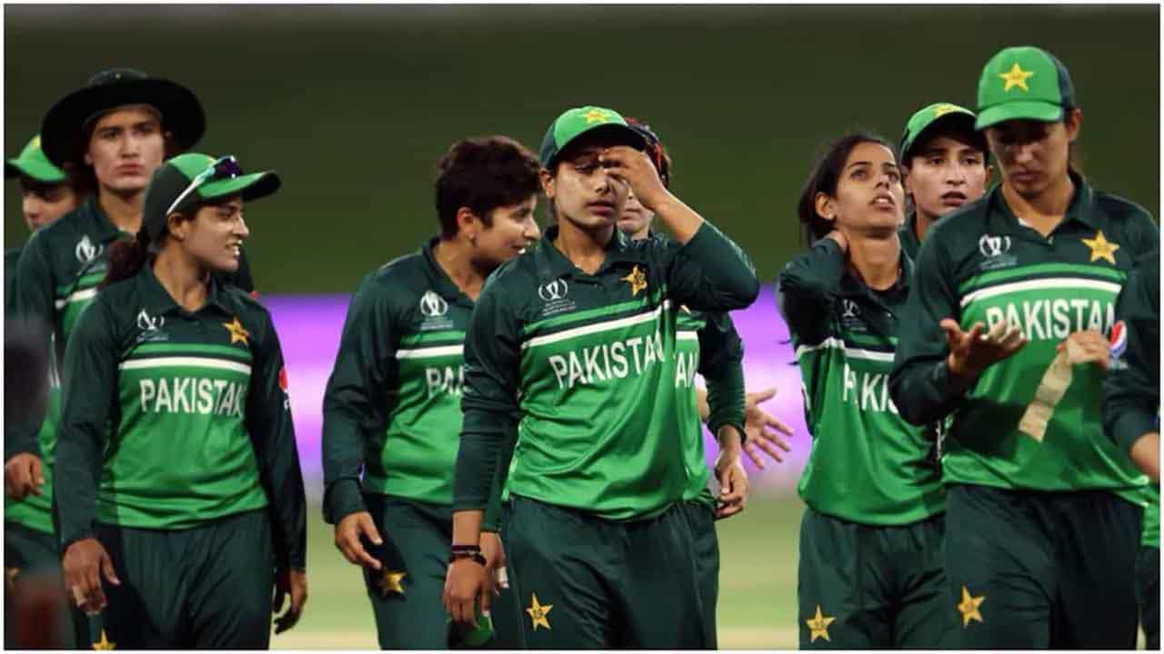Women's World Cup 2022: ವಿಶ್ವಕಪ್ನಲ್ಲಿ ಪಾಕಿಸ್ತಾನಕ್ಕೆ ಸತತ ಮೂರನೇ ಸೋಲು! ಗೆದ್ದ ದಕ್ಷಿಣ ಆಫ್ರಿಕಾ Women's World Cup 2022: ವಿಶ್ವಕಪ್ನಲ್ಲಿ ಪಾಕಿಸ್ತಾನಕ್ಕೆ ಸತತ ಮೂರನೇ ಸೋಲು! ಗೆದ್ದ ದಕ್ಷಿಣ ಆಫ್ರಿಕಾ