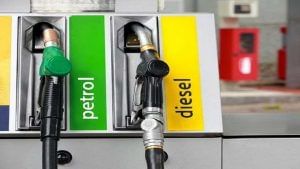 Petrol Diesel Price Hike: 10 ದಿನಗಳಲ್ಲಿ 9ನೇ ಬಾರಿ ಪೆಟ್ರೋಲ್ ಡೀಸೆಲ್ ಬೆಲೆ ಏರಿಕೆ: ಈವರೆಗೆ ಏರಿಕೆಯಾದ ಮೊತ್ತ 6 ರೂಪಾಯಿಗೂ ಹೆಚ್ಚು