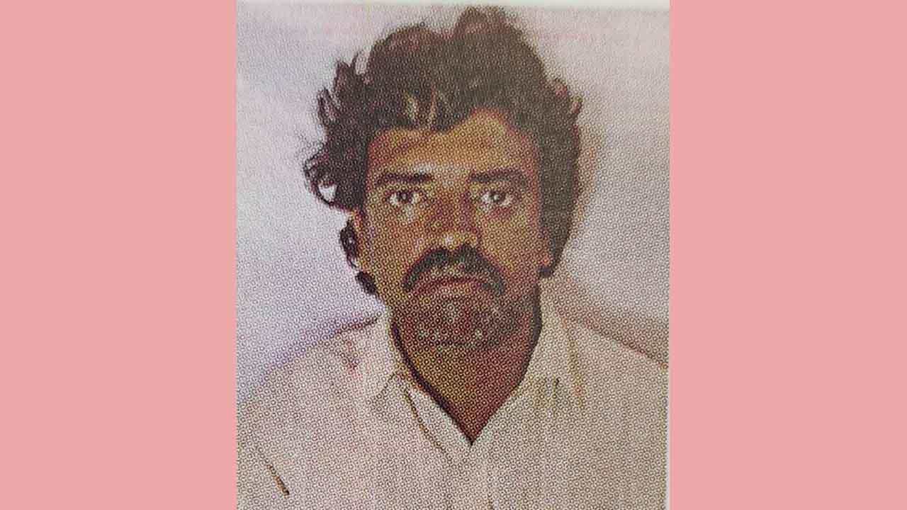 ಚಿಕ್ಕಬಳ್ಳಾಪುದಲ್ಲಿ ರೈಲ್ವೆ ಹಳಿಗೆ ಬಿದ್ದವನನ್ನು ರಕ್ಷಿಸಲು ಹೋಗಿ ವ್ಯಕ್ತಿ ಸಾವು ಚಿಕ್ಕಬಳ್ಳಾಪುದಲ್ಲಿ ರೈಲ್ವೆ ಹಳಿಗೆ ಬಿದ್ದವನನ್ನು ರಕ್ಷಿಸಲು ಹೋಗಿ ವ್ಯಕ್ತಿ ಸಾವು