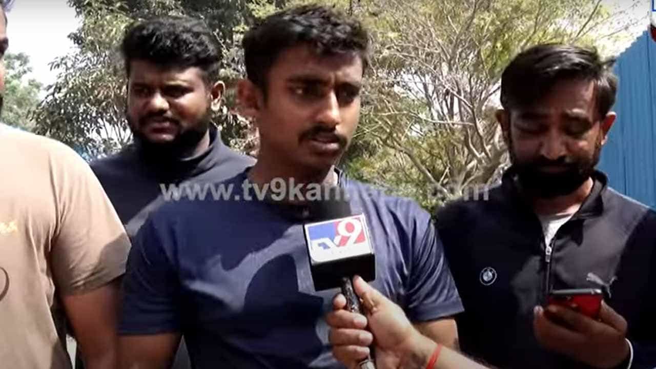 ಅಶ್ವಿನ್ 35 ನಿಮಿಷಗಳ ಕಾಲ ಸಾವಿನೊಂದಿಗೆ ಸೆಣಸುತ್ತಿದ್ದರೂ ಅಂಬ್ಯುಲೆನ್ಸ್ ಮತ್ತು ಪೊಲೀಸ್ ಸ್ಥಳಕ್ಕೆ ಬರಲಿಲ್ಲ: ಪ್ರತ್ಯಕ್ಷದರ್ಶಿ ಅಶ್ವಿನ್ 35 ನಿಮಿಷಗಳ ಕಾಲ ಸಾವಿನೊಂದಿಗೆ ಸೆಣಸುತ್ತಿದ್ದರೂ ಅಂಬ್ಯುಲೆನ್ಸ್ ಮತ್ತು ಪೊಲೀಸ್ ಸ್ಥಳಕ್ಕೆ ಬರಲಿಲ್ಲ: ಪ್ರತ್ಯಕ್ಷದರ್ಶಿ