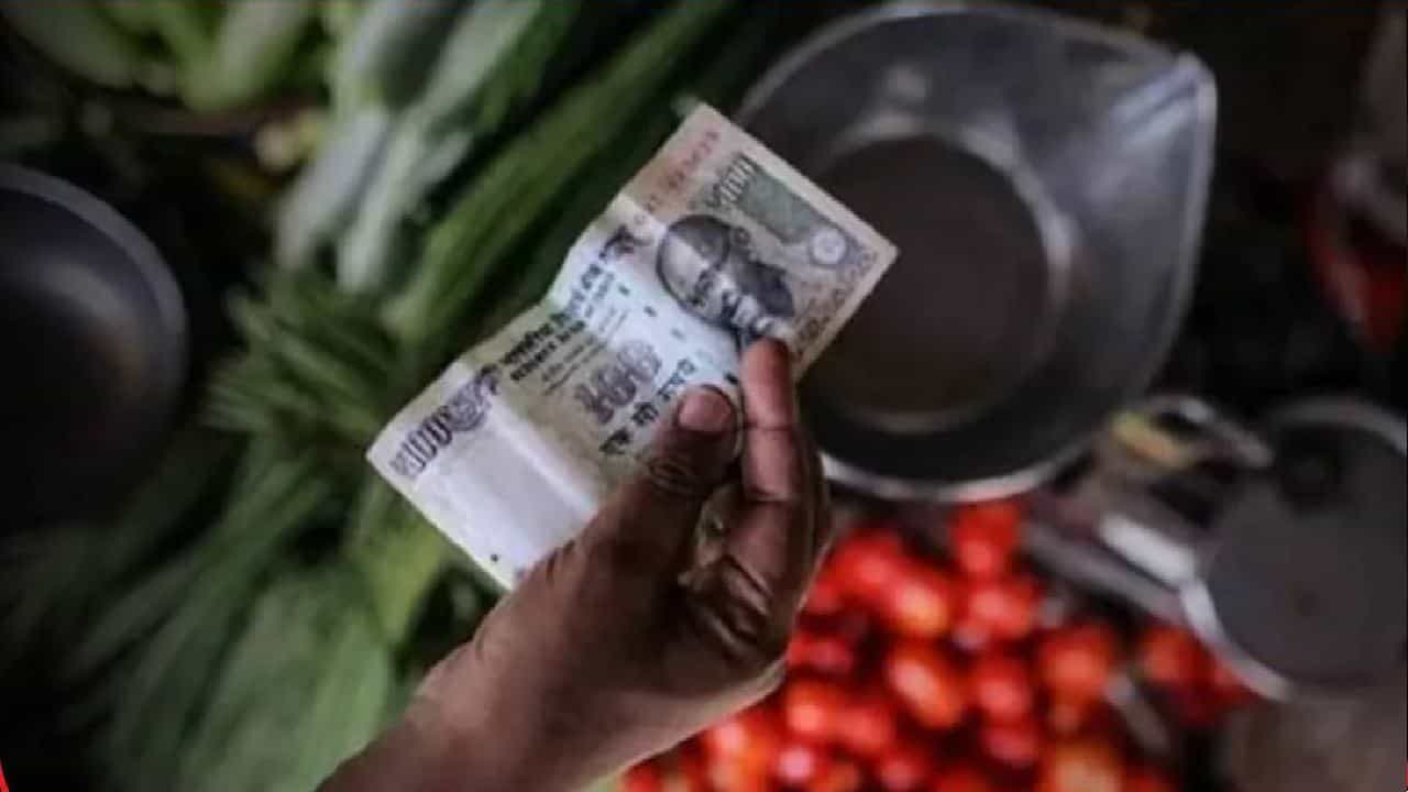 Retail Inflation: ಭಾರತದ ಚಿಲ್ಲರೆ ಹಣದುಬ್ಬರ ದರ ಫೆಬ್ರವರಿಯಲ್ಲಿ ಶೇಕಡಾ 6.07ಕ್ಕೆ ಏರಿಕೆ Retail Inflation: ಭಾರತದ ಚಿಲ್ಲರೆ ಹಣದುಬ್ಬರ ದರ ಫೆಬ್ರವರಿಯಲ್ಲಿ ಶೇಕಡಾ 6.07ಕ್ಕೆ ಏರಿಕೆ