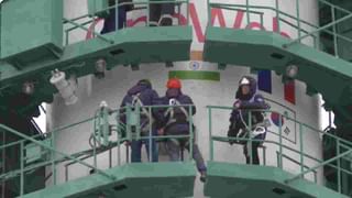 ಉಕ್ರೇನ್​​ ಭಾರತೀಯ ವಿದ್ಯಾರ್ಥಿಗಳನ್ನು ಒತ್ತೆಯಾಳುಗಳನ್ನಾಗಿ ಇಟ್ಟುಕೊಂಡಿದೆ, ನಾವು ಸ್ಥಳಾಂತರ ಮಾಡಲು ಹೋದಾಗ ಸೇನೆ ತಡೆಯಿತು: ರಷ್ಯಾ ಆರೋಪ