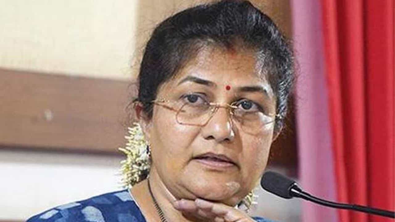 ರಾಜ್ಯದಲ್ಲಿ ಯುಗಾದಿಯನ್ನ ಧಾರ್ಮಿಕ ದಿನವನ್ನಾಗಿ ಆಚರಿಸಲು ಮುಜರಾಯಿ ಇಲಾಖೆ ಸಚಿವೆ ಶಶಿಕಲಾ ಜೊಲ್ಲೆ ಸೂಚನೆ ರಾಜ್ಯದಲ್ಲಿ ಯುಗಾದಿಯನ್ನ ಧಾರ್ಮಿಕ ದಿನವನ್ನಾಗಿ ಆಚರಿಸಲು ಮುಜರಾಯಿ ಇಲಾಖೆ ಸಚಿವೆ ಶಶಿಕಲಾ ಜೊಲ್ಲೆ ಸೂಚನೆ