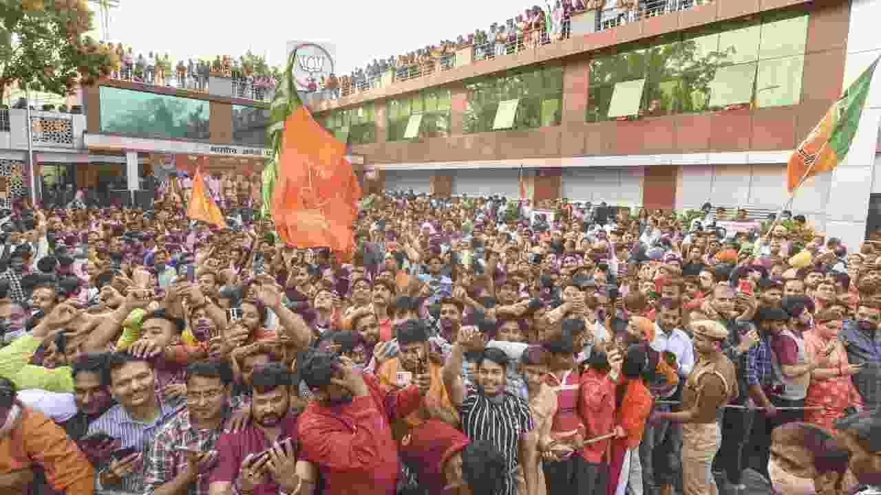 5 State Election Results 2022: 5 ರಾಜ್ಯಗಳಲ್ಲಿ ಯಾವ ಪಕ್ಷಕ್ಕೆ ಎಷ್ಟು ಕ್ಷೇತ್ರಗಳಲ್ಲಿ ಗೆಲುವು? ಇಲ್ಲಿದೆ ಪೂರ್ಣ ವರದಿ 5 State Election Results 2022: 5 ರಾಜ್ಯಗಳಲ್ಲಿ ಯಾವ ಪಕ್ಷಕ್ಕೆ ಎಷ್ಟು ಕ್ಷೇತ್ರಗಳಲ್ಲಿ ಗೆಲುವು? ಇಲ್ಲಿದೆ ಪೂರ್ಣ ವರದಿ