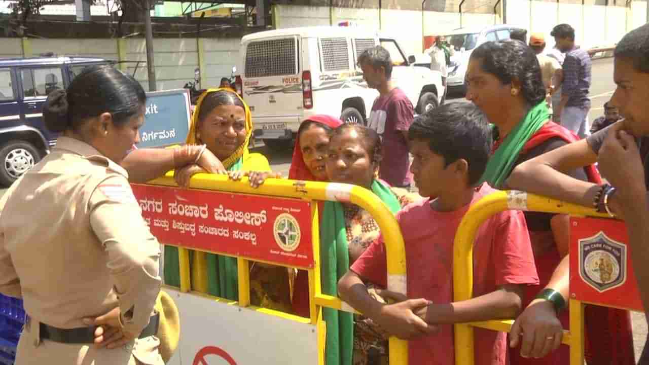 ಜಿಯೋ ಫೈಬರ್ ಕೇಬಲ್ ಅಳವಡಿಸುತ್ತಿದ್ದ ವೇಳೆ ವಿದ್ಯುತ್ ತಂತಿ ಸ್ಪರ್ಶಿಸಿ ಇಂಜಿನಿಯರ್ ಸಾವು; ಪರಿಹಾರಕ್ಕೆ ಆಗ್ರಹ