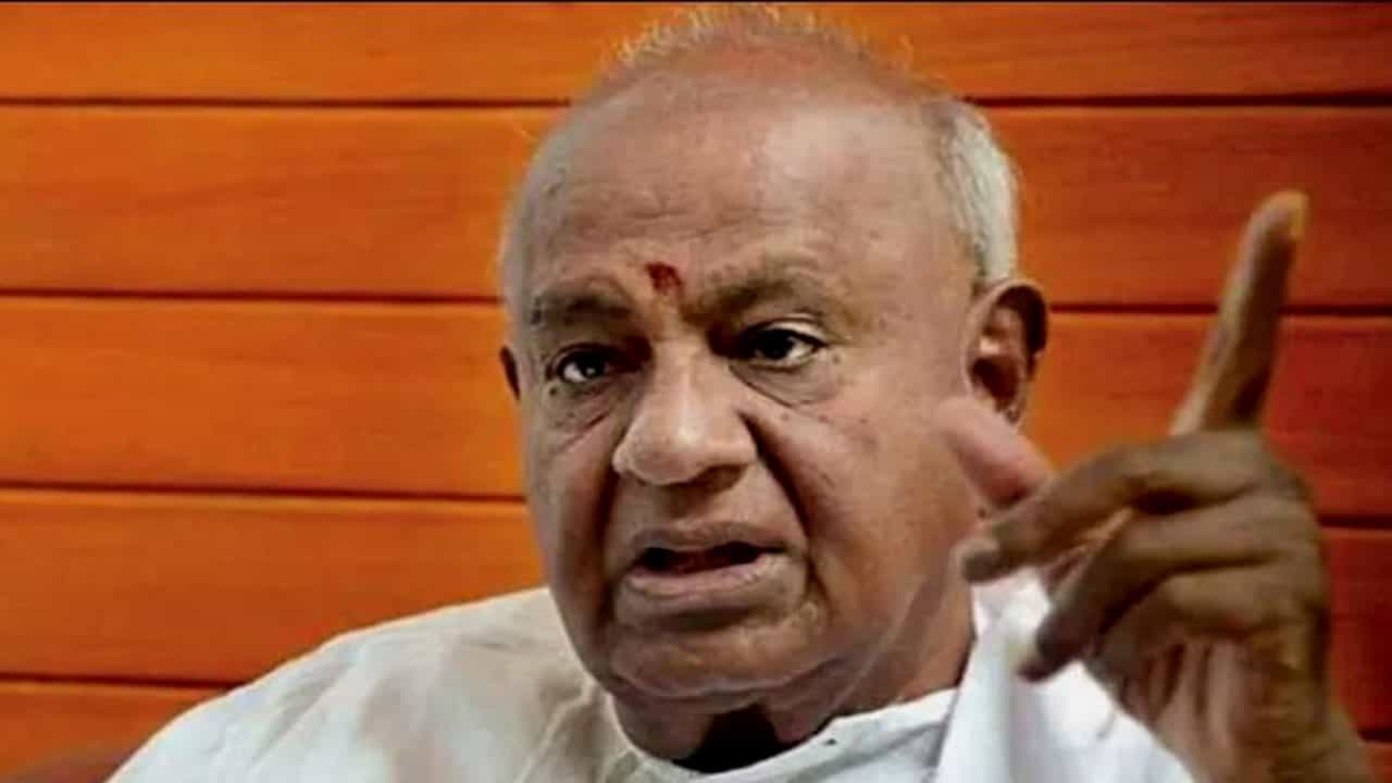 ಹಿಜಾಬ್: ಹೈಕೋರ್ಟ್ ಆದೇಶ ಒಪ್ಪಲೇಬೇಕು, ರಾಜಕೀಯ ಲಾಭ-ನಷ್ಟದ ಬಗ್ಗೆ ಯೋಚನೆ ಮಾಡಲ್ಲ -ಜೆಡಿಎಸ್ ವರಿಷ್ಠ ದೇವೇಗೌಡ ಹಿಜಾಬ್: ಹೈಕೋರ್ಟ್ ಆದೇಶ ಒಪ್ಪಲೇಬೇಕು, ರಾಜಕೀಯ ಲಾಭ-ನಷ್ಟದ ಬಗ್ಗೆ ಯೋಚನೆ ಮಾಡಲ್ಲ -ಜೆಡಿಎಸ್ ವರಿಷ್ಠ ದೇವೇಗೌಡ