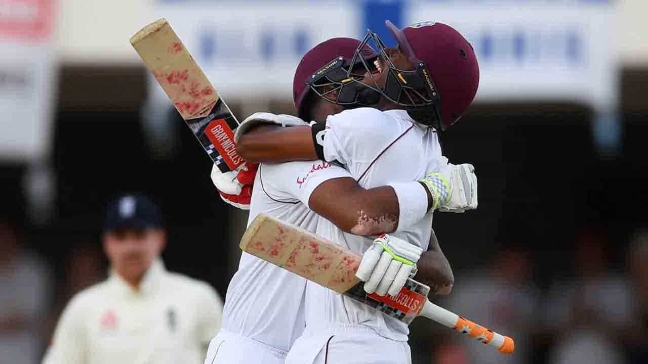 WI vs ENG: ಕೊನೆಯ ದಿನದಾಟ ಬಾಕಿ: ರೋಚಕ ಘಟ್ಟದತ್ತ ವಿಂಡೀಸ್-ಇಂಗ್ಲೆಂಡ್ ದ್ವಿತೀಯ ಟೆಸ್ಟ್ WI vs ENG: ಕೊನೆಯ ದಿನದಾಟ ಬಾಕಿ: ರೋಚಕ ಘಟ್ಟದತ್ತ ವಿಂಡೀಸ್-ಇಂಗ್ಲೆಂಡ್ ದ್ವಿತೀಯ ಟೆಸ್ಟ್