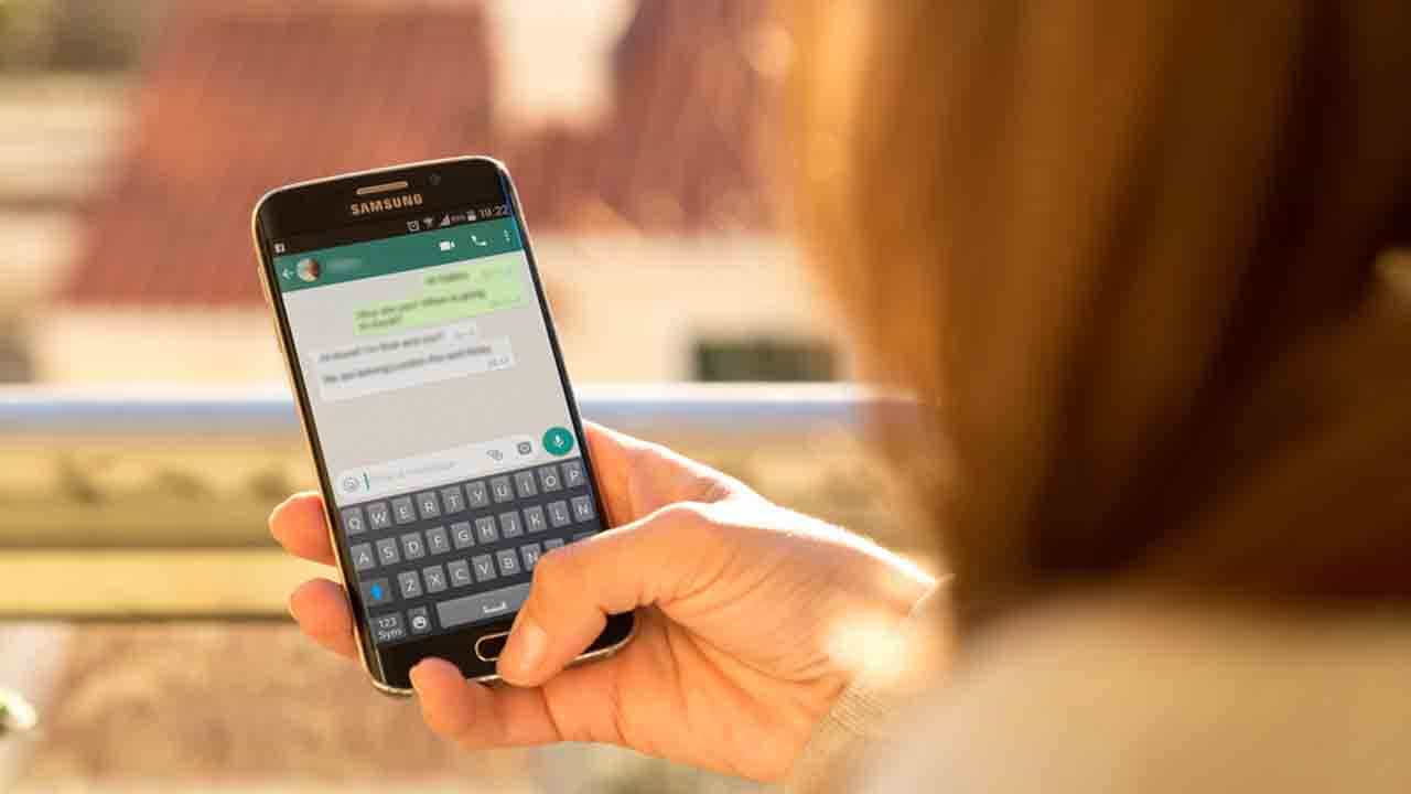 WhatsApp: ವಾಟ್ಸ್ಆ್ಯಪ್ನಲ್ಲಿ ನಿಮಗೆ ಬಂದ ಮೆಸೇಜ್ ಅನ್ನು ಯಾರೂ ನೋಡದ ಹಾಗೆ ಮಾಡಬಹುದು: ಹೇಗೆ? WhatsApp: ವಾಟ್ಸ್ಆ್ಯಪ್ನಲ್ಲಿ ನಿಮಗೆ ಬಂದ ಮೆಸೇಜ್ ಅನ್ನು ಯಾರೂ ನೋಡದ ಹಾಗೆ ಮಾಡಬಹುದು: ಹೇಗೆ?