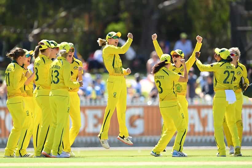 Womens World Cup 2022: ಕೊನೆಯ ಓವರ್ನಲ್ಲಿ ಸೋತ ಇಂಗ್ಲೆಂಡ್! ಶುಭಾರಂಭ ಮಾಡಿದ ಆಸ್ಟ್ರೇಲಿಯಾ