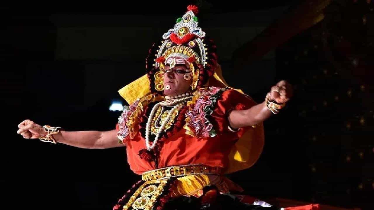 Karnataka Budget 2022: ರಾಜ್ಯಮಟ್ಟದಲ್ಲಿ ಯಕ್ಷಗಾನ ಸಮ್ಮೇಳನ, ಗಡಿನಾಡಿನಲ್ಲಿ ಕನ್ನಡ ಭವನ ಸ್ಥಾಪನೆ Karnataka Budget 2022: ರಾಜ್ಯಮಟ್ಟದಲ್ಲಿ ಯಕ್ಷಗಾನ ಸಮ್ಮೇಳನ, ಗಡಿನಾಡಿನಲ್ಲಿ ಕನ್ನಡ ಭವನ ಸ್ಥಾಪನೆ