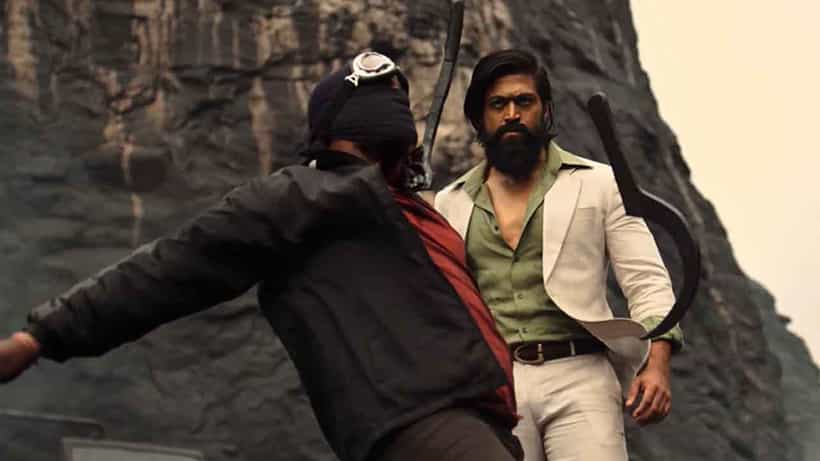 ‘ರಕ್ತದಿಂದ ಬರೆದ ಕಥೆ ಇದು’; ‘ಕೆಜಿಎಫ್ ಚಾಪ್ಟರ್ 2’ ಟ್ರೇಲರ್ನಲ್ಲಿ ಅಬ್ಬರಿಸಿ, ಬೊಬ್ಬಿರಿದ ಯಶ್