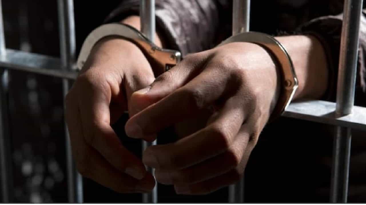 Murder: ಹುಡುಗರ ಜೊತೆ ಸುತ್ತಾಡಿದ್ದಕ್ಕೆ ಬೈದ ಅಮ್ಮನನ್ನೇ ಕೊಂದ 17 ವರ್ಷದ ಮಗಳು!