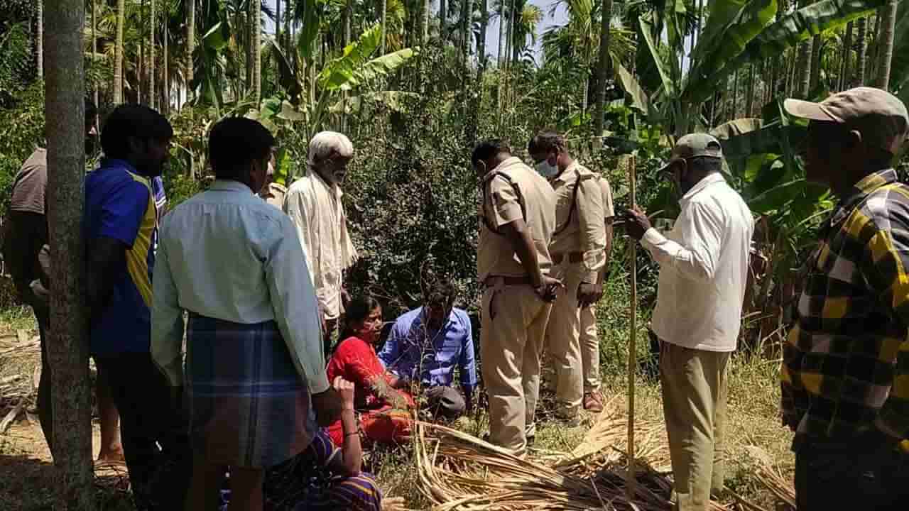 ತುಮಕೂರಿನಲ್ಲಿ ರೈತರ ಮನವಿಗೆ ಬಗ್ಗದೆ ಫಸಲು ನೀಡುತ್ತಿದ್ದ ಅಡಕೆ, ತೆಂಗಿನ ಮರಗಳನ್ನ ತೆರವುಗೊಳಿಸಿದ ಅರಣ್ಯ ಅಧಿಕಾರಿಗಳು