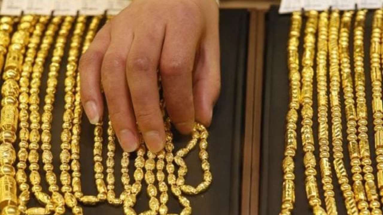 Gold Price Today: ಚಿನ್ನ ಖರೀದಿಸಬೇಕೇ?; ಒಂದೇ ದಿನದಲ್ಲಿ 1,750 ರೂ. ಕುಸಿತ ಕಂಡ ಬಂಗಾರದ ಬೆಲೆ
