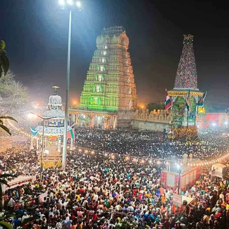 ಎರಡು ವರ್ಷಗಳ ಬಳಿಕ ಮೈಸೂರು ನಂಜನಗೂಡು ದೊಡ್ಡ ಜಾತ್ರೆ ಅದ್ಧೂರಿಯಾಗಿ ನಡೆದಿದೆ.