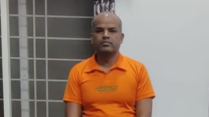 ಹೆಂಡತಿ ಕಾಟಕ್ಕೆ ನಾಪತ್ತೆಯಾಗಿದ್ದ ವ್ಯಕ್ತಿ 7 ವರ್ಷಗಳ ಬಳಿಕ ಪತ್ತೆ; 2015ರಲ್ಲಿ ದಾಖಲಾದ ಪ್ರಕರಣಕ್ಕೆ ಅಂತ್ಯ ಹಾಡಿದ ಪೊಲೀಸರು ಹೆಂಡತಿ ಕಾಟಕ್ಕೆ ನಾಪತ್ತೆಯಾಗಿದ್ದ ವ್ಯಕ್ತಿ 7 ವರ್ಷಗಳ ಬಳಿಕ ಪತ್ತೆ; 2015ರಲ್ಲಿ ದಾಖಲಾದ ಪ್ರಕರಣಕ್ಕೆ ಅಂತ್ಯ ಹಾಡಿದ ಪೊಲೀಸರು