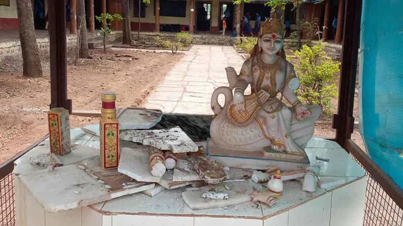 ಶಾಲೆ ಆವರಣದಲ್ಲಿದ್ದ ಸರಸ್ವತಿ ಮೂರ್ತಿ ಧ್ವಂಸಗೊಳಿಸಿದ ಕಿಡಿಗೇಡಿಗಳು; ಆಡಳಿತ ಮಂಡಳಿಯಿಂದ ದೂರು ದಾಖಲು