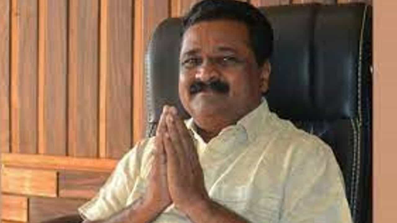 ಮೈಸೂರು ಲ್ಯಾಂಪ್ನ 22.50 ಎಕರೆ ಜಮೀನು ಖಾಸಗಿಯವರಿಗೆ ಏಕೆ ಹಸ್ತಾಂತರ ಮಾಡಿದ್ದೀರಿ: ಕೆ.ಟಿ.ಶ್ರೀಕಂಠೇಗೌಡ ಮೈಸೂರು ಲ್ಯಾಂಪ್ನ 22.50 ಎಕರೆ ಜಮೀನು ಖಾಸಗಿಯವರಿಗೆ ಏಕೆ ಹಸ್ತಾಂತರ ಮಾಡಿದ್ದೀರಿ: ಕೆ.ಟಿ.ಶ್ರೀಕಂಠೇಗೌಡ