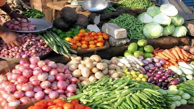 CPI Based Retail Inflation: ಮಾರ್ಚ್ ತಿಂಗಳ ಸಿಪಿಐ ಆಧಾರಿತ ಹಣದುಬ್ಬರ ಶೇ 6.95ಕ್ಕೆ; ಗ್ರಾಹಕರಿಗೆ ದುಬಾರಿ ದುನಿಯಾ CPI Based Retail Inflation: ಮಾರ್ಚ್ ತಿಂಗಳ ಸಿಪಿಐ ಆಧಾರಿತ ಹಣದುಬ್ಬರ ಶೇ 6.95ಕ್ಕೆ; ಗ್ರಾಹಕರಿಗೆ ದುಬಾರಿ ದುನಿಯಾ