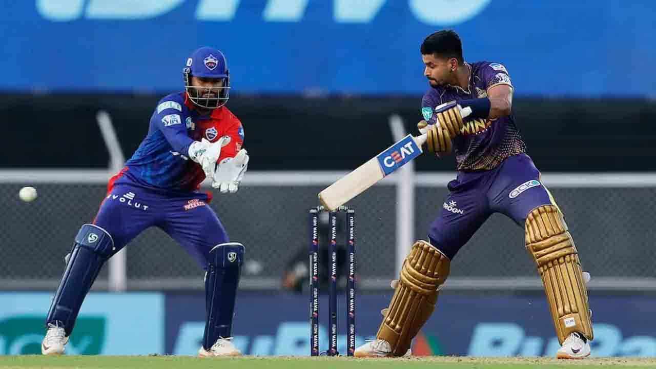 DC vs KKR: ಐಪಿಎಲ್ನಲ್ಲಿಂದು ಹೈವೋಲ್ಟೇಜ್ ಕದನ: ಡೆಲ್ಲಿ ವಿರುದ್ಧ ಸೇಡು ತೀರಿಸಿಕೊಳ್ಳುತ್ತ ಕೆಕೆಆರ್ DC vs KKR: ಐಪಿಎಲ್ನಲ್ಲಿಂದು ಹೈವೋಲ್ಟೇಜ್ ಕದನ: ಡೆಲ್ಲಿ ವಿರುದ್ಧ ಸೇಡು ತೀರಿಸಿಕೊಳ್ಳುತ್ತ ಕೆಕೆಆರ್