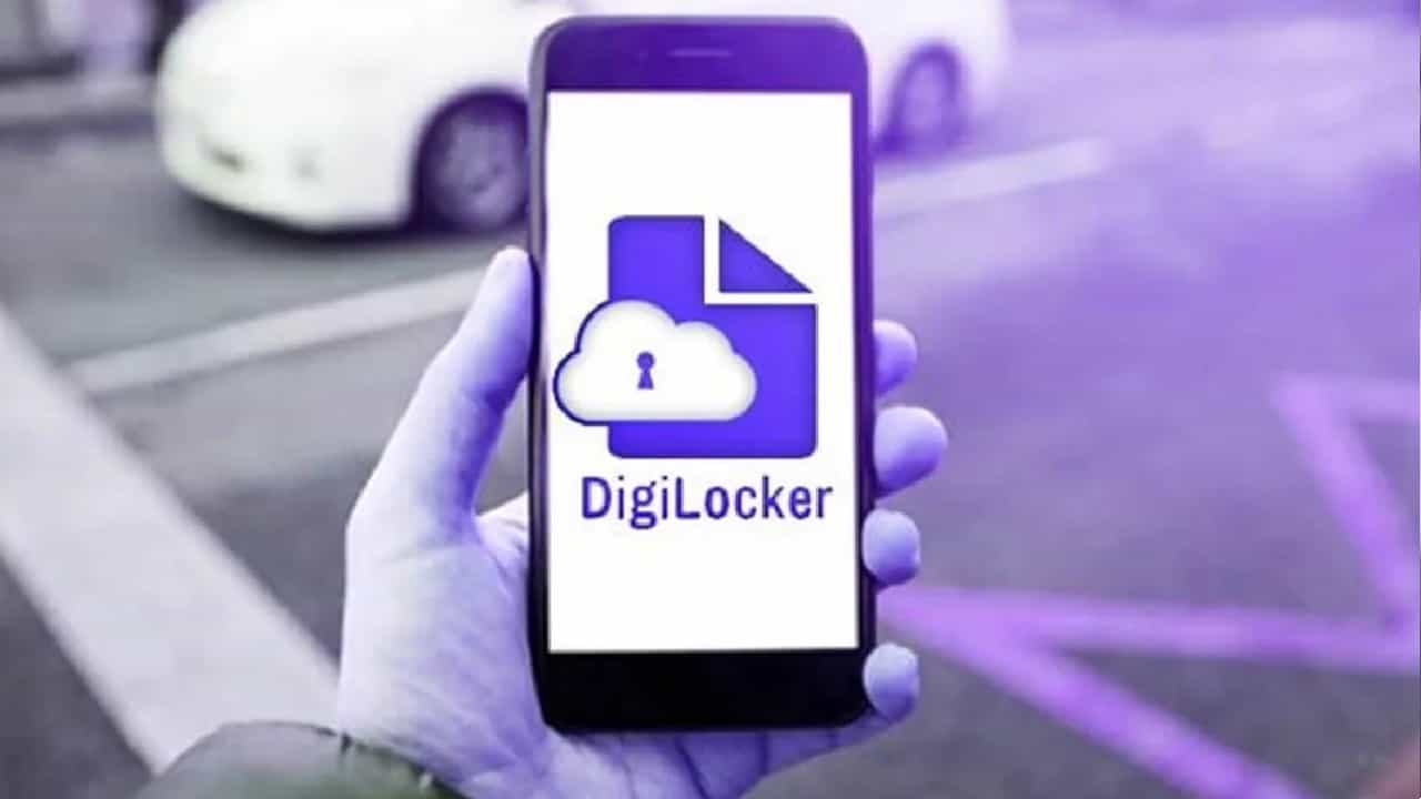 Aadhaar On DigiLocker: ಡಿಜಿಲಾಕರ್ ಜತೆ ಆಧಾರ್ ಜೋಡಿಸುವುದು ಹೇಗೆ ಹಂತಹಂತವಾದ ಮಾಹಿತಿ ಇಲ್ಲಿದೆ Aadhaar On DigiLocker: ಡಿಜಿಲಾಕರ್ ಜತೆ ಆಧಾರ್ ಜೋಡಿಸುವುದು ಹೇಗೆ ಹಂತಹಂತವಾದ ಮಾಹಿತಿ ಇಲ್ಲಿದೆ