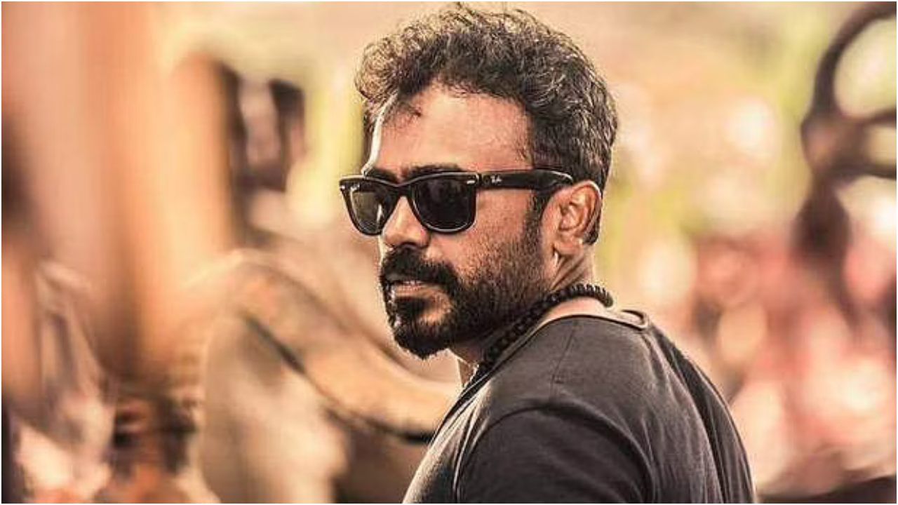 Duniya Suri: ದುನಿಯಾ ಸೂರಿ ಜನ್ಮದಿನ; ಡೈರೆಕ್ಟರ್ ಆಗೋಕೂ ಮುನ್ನ ಹೇಗಿತ್ತು ಬದುಕು? ಇಲ್ಲಿದೆ ಇಂಟರೆಸ್ಟಿಂಗ್ ವಿಷಯ Duniya Suri: ದುನಿಯಾ ಸೂರಿ ಜನ್ಮದಿನ; ಡೈರೆಕ್ಟರ್ ಆಗೋಕೂ ಮುನ್ನ ಹೇಗಿತ್ತು ಬದುಕು? ಇಲ್ಲಿದೆ ಇಂಟರೆಸ್ಟಿಂಗ್ ವಿಷಯ