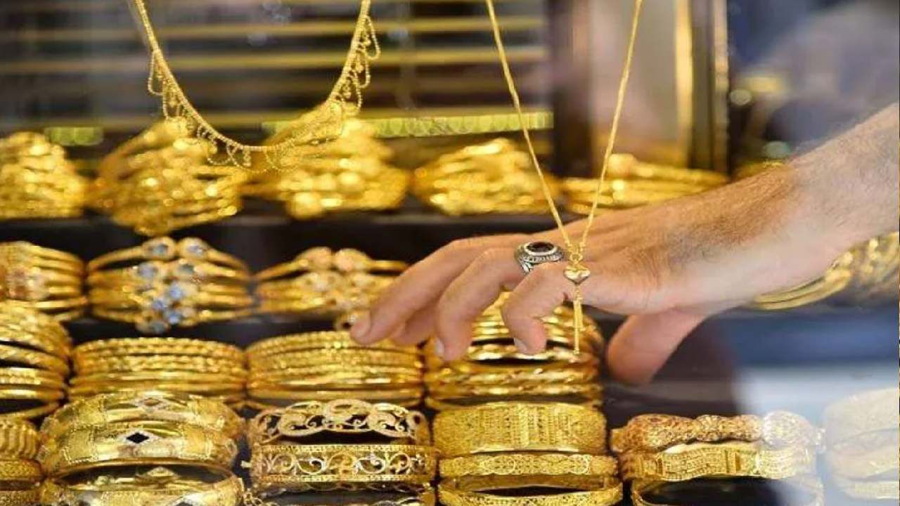 Gold Price Today: ಬೆಳ್ಳಿ ಬೆಲೆ ದಾಖಲೆಯ ಏರಿಕೆ; ಇಂದಿನ ಚಿನ್ನದ ಬೆಲೆ ಎಷ್ಟಿದೆ ಗೊತ್ತಾ?