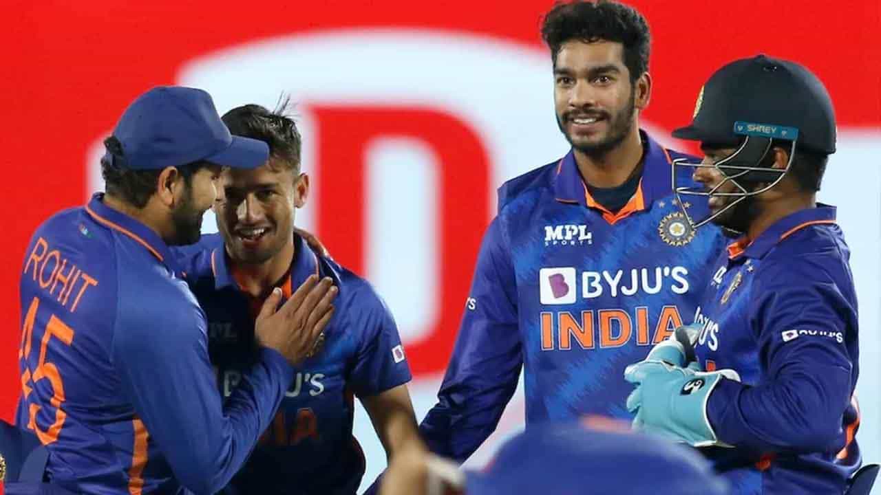 IND vs WI: ಇಂಗ್ಲೆಂಡ್ ಬಳಿಕ ವಿಂಡೀಸ್ ಪ್ರವಾಸ ಮಾಡಲಿದೆ ಭಾರತ! ದೊಡ್ಡಣ್ಣನ ನಾಡಲ್ಲಿ ಟಿ20 ಸರಣಿ ಆಯೋಜನೆ? IND vs WI: ಇಂಗ್ಲೆಂಡ್ ಬಳಿಕ ವಿಂಡೀಸ್ ಪ್ರವಾಸ ಮಾಡಲಿದೆ ಭಾರತ! ದೊಡ್ಡಣ್ಣನ ನಾಡಲ್ಲಿ ಟಿ20 ಸರಣಿ ಆಯೋಜನೆ?