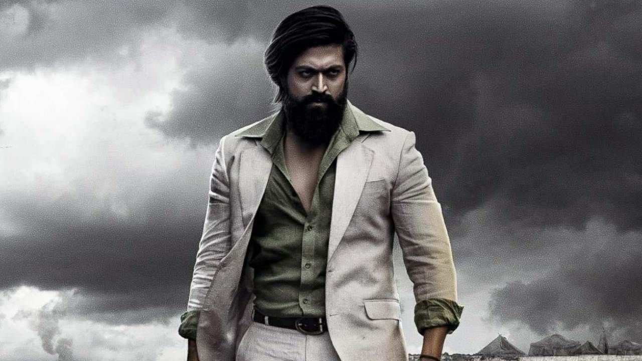 ಸುನಾಮಿ ಸೃಷ್ಟಿ ಮಾಡಲಿದೆ ‘ಕೆಜಿಎಫ್: ಚಾಪ್ಟರ್ 2’ ಚಿತ್ರ: ಮೊದಲ ದಿನ ಆಗುವ ಬಾಕ್ಸ್ ಆಫೀಸ್ ಕಲೆಕ್ಷನ್ ಎಷ್ಟು? ಸುನಾಮಿ ಸೃಷ್ಟಿ ಮಾಡಲಿದೆ ‘ಕೆಜಿಎಫ್: ಚಾಪ್ಟರ್ 2’ ಚಿತ್ರ: ಮೊದಲ ದಿನ ಆಗುವ ಬಾಕ್ಸ್ ಆಫೀಸ್ ಕಲೆಕ್ಷನ್ ಎಷ್ಟು?