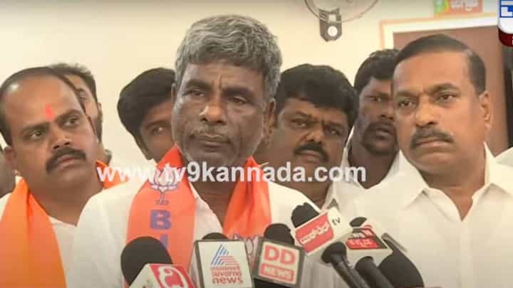 ಬಿಜೆಪಿ ಸರ್ಕಾರಕ್ಕೆ ಸಾಮಾಜಿಕ ಬದ್ಧತೆಯಿದೆ, ಯೋಜನಾಬದ್ಧ ರೀತಿಯಲ್ಲಿ ಅದು ಮುಂದೆ ಸಾಗುತ್ತಿದೆ: ಕೋಟಾ ಶ್ರೀನಿವಾಸ ಪೂಜಾರಿ ಬಿಜೆಪಿ ಸರ್ಕಾರಕ್ಕೆ ಸಾಮಾಜಿಕ ಬದ್ಧತೆಯಿದೆ, ಯೋಜನಾಬದ್ಧ ರೀತಿಯಲ್ಲಿ ಅದು ಮುಂದೆ ಸಾಗುತ್ತಿದೆ: ಕೋಟಾ ಶ್ರೀನಿವಾಸ ಪೂಜಾರಿ