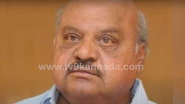 ಎರಡು ಬಾರಿ ಕಾಫಿ ಮಂಡಳಿ ಅಧ್ಯಕ್ಷರಾಗಿದ್ದ ಭೋಜೇಗೌಡ ಹೆಜ್ಜೇನು ದಾಳಿಗೆ ಬಲಿಯಾದರು ಎರಡು ಬಾರಿ ಕಾಫಿ ಮಂಡಳಿ ಅಧ್ಯಕ್ಷರಾಗಿದ್ದ ಭೋಜೇಗೌಡ ಹೆಜ್ಜೇನು ದಾಳಿಗೆ ಬಲಿಯಾದರು