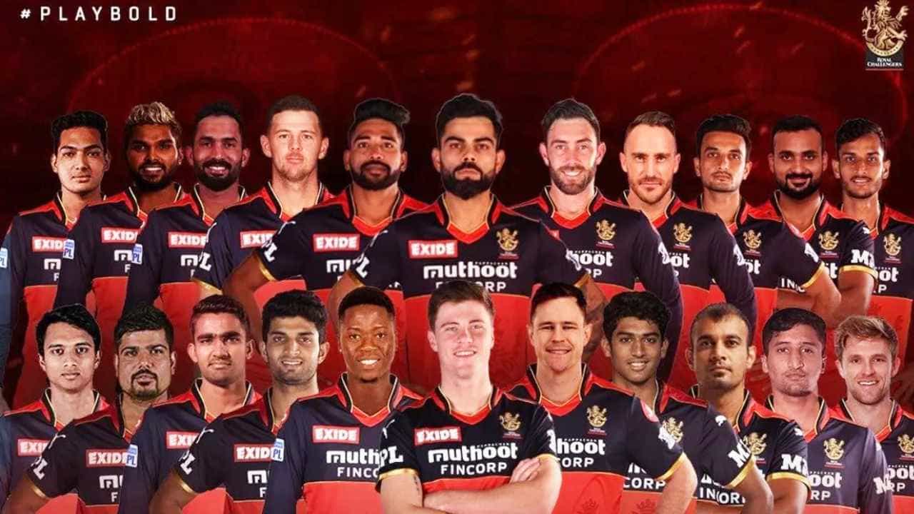 ಐಪಿಎಲ್ ಸೀಸನ್ 15 ನ ಆರಂಭಿಕ ಪಂದ್ಯಗಳಿಗೆ ಪಂದ್ಯಗಳಿಗೆ ಆಸ್ಟ್ರೇಲಿಯಾ ಆಟಗಾರರು ಅಲಭ್ಯರಾಗಿದ್ದರು. ಅದರಂತೆ ಆರ್ಸಿಬಿ ತಂಡದಲ್ಲಿದ್ದ ಆಸೀಸ್ ಆಟಗಾರರಾದ ಗ್ಲೆನ್ ಮ್ಯಾಕ್ಸ್ವೆಲ್, ಜೋಶ್ ಹ್ಯಾಝಲ್ವುಡ್ ಹಾಗೂ ಜೇಸನ್ ಬೆಹ್ರೆಡ್ರಾರ್ಫ್ ಮೊದಲ ಮೂರು ಪಂದ್ಯಗಳಲ್ಲಿ ಕಾಣಿಸಿಕೊಂಡಿರಲಿಲ್ಲ.