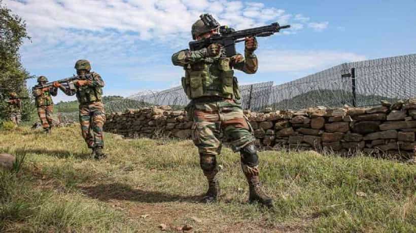 Srinagar Encounter: ಶ್ರೀನಗರದಲ್ಲಿ ಸಿಆರ್ಪಿಎಫ್ ಸಿಬ್ಬಂದಿ ಮೇಲೆ ದಾಳಿ ಮಾಡಿದ್ದ ಇಬ್ಬರು ಪಾಕಿಸ್ತಾನಿ ಉಗ್ರರ ಎನ್ಕೌಂಟರ್