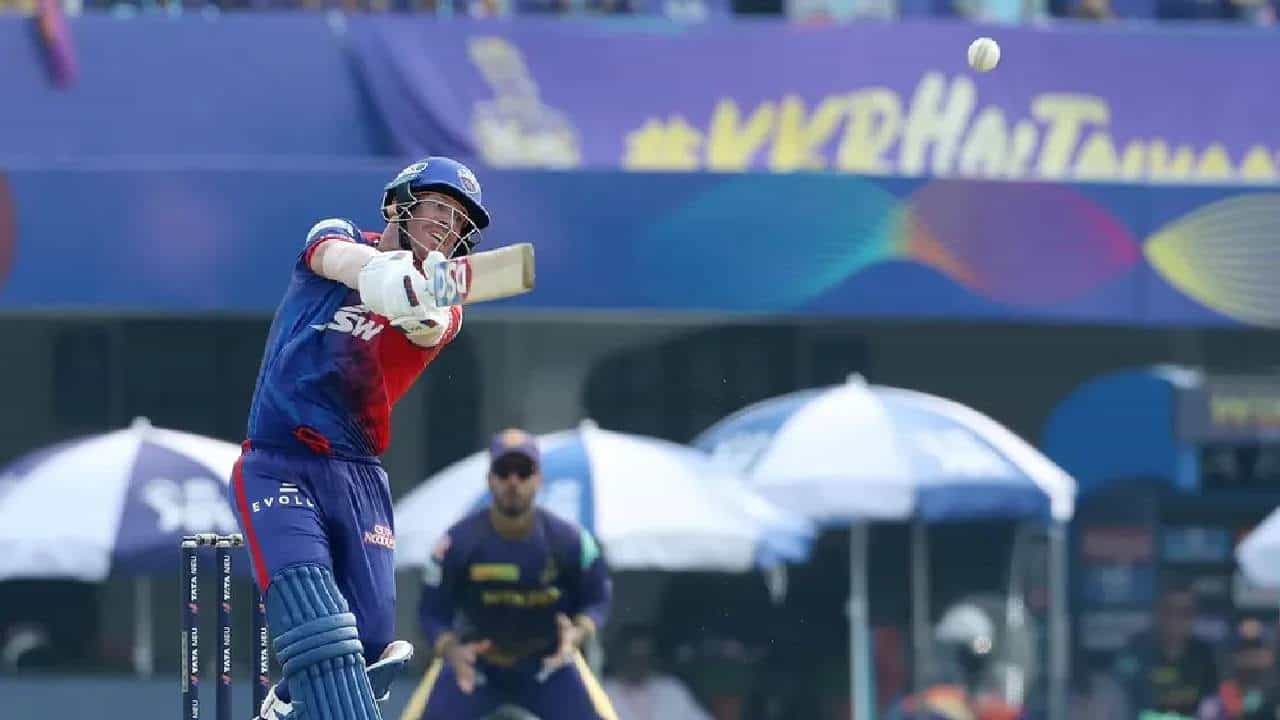 David Warner: ಕೊನೆಗೂ ಅಬ್ಬರಿಸಿದ ಡೇವಿಡ್ ವಾರ್ನರ್ David Warner: ಕೊನೆಗೂ ಅಬ್ಬರಿಸಿದ ಡೇವಿಡ್ ವಾರ್ನರ್