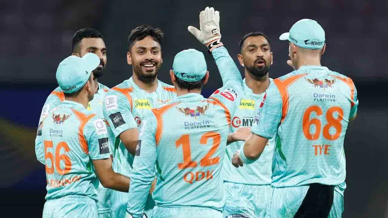 Lucknow Super Giants Report Card: ಕಳಪೆ ಮಧ್ಯಮ ಕ್ರಮಾಂಕ, ಬಲಿಷ್ಠ ಬೌಲಿಂಗ್; ಇದು ಲಕ್ನೋ ತಂಡದ ರಿಪೋರ್ಟ್ ಕಾರ್ಡ್ Lucknow Super Giants Report Card: ಕಳಪೆ ಮಧ್ಯಮ ಕ್ರಮಾಂಕ, ಬಲಿಷ್ಠ ಬೌಲಿಂಗ್; ಇದು ಲಕ್ನೋ ತಂಡದ ರಿಪೋರ್ಟ್ ಕಾರ್ಡ್