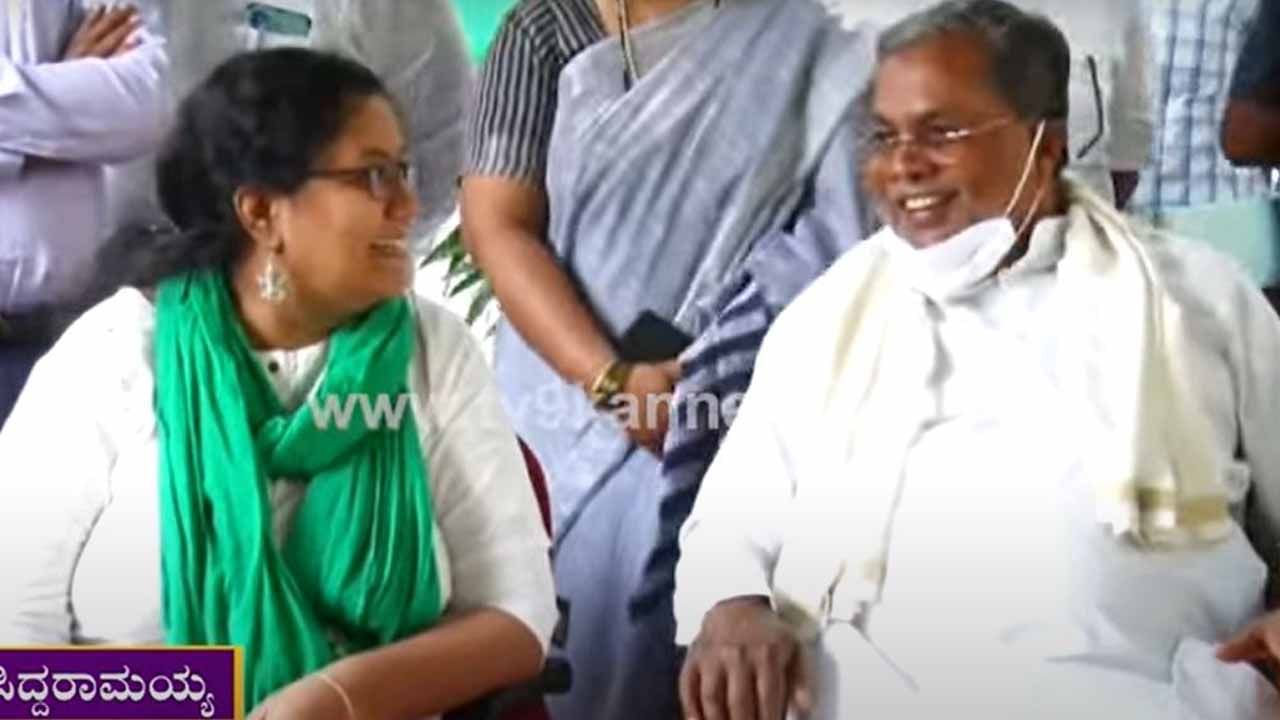 ದಿ ನಂಜುಂಡಸ್ವಾಮಿ ಚಿಂತನೆಯ ‘ಬಾರುಕೋಲು’ ಪುಸ್ತಕ ಬಿಡುಗಡೆ ಮಾಡಿದ ಸಿದ್ದರಾಮಯ್ಯ ತನ್ನ ರಾಜಕೀಯ ಗುರು ಅವರೇ ಎಂದರು