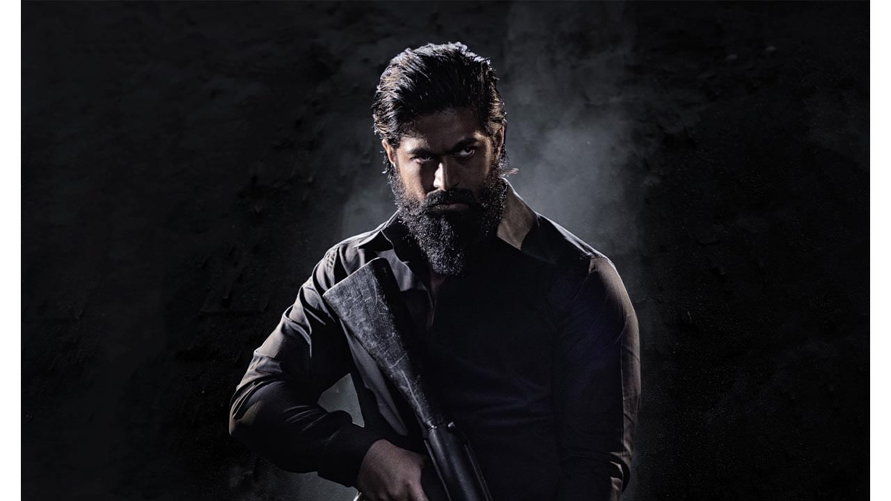 ಬಾಲಿವುಡ್ ಒಂದರಲ್ಲೇ 300 ಕೋಟಿ ರೂಪಾಯಿ ಬಾಚಲಿದೆ ‘ಕೆಜಿಎಫ್ 2’? ಹೌದೆನ್ನುತ್ತಿದ್ದಾರೆ ಪಂಡಿತರು ಬಾಲಿವುಡ್ ಒಂದರಲ್ಲೇ 300 ಕೋಟಿ ರೂಪಾಯಿ ಬಾಚಲಿದೆ ‘ಕೆಜಿಎಫ್ 2’? ಹೌದೆನ್ನುತ್ತಿದ್ದಾರೆ ಪಂಡಿತರು