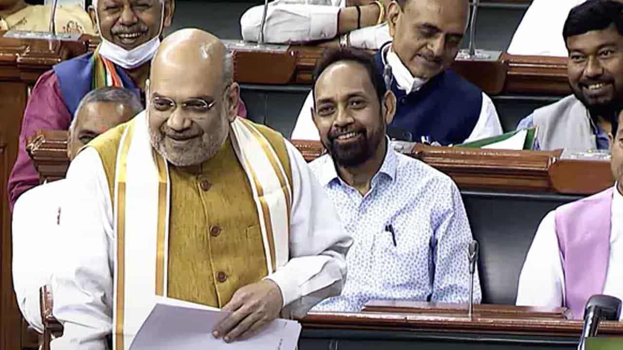 ನನಗೆ ಸಿಟ್ಟು ಬರುವುದಿಲ್ಲ, ನನ್ನ ಗಟ್ಟಿ ದನಿ ಮ್ಯಾನುಫ್ಯಾಕ್ಚರಿಂಗ್ ಡಿಫೆಕ್ಟ್: ಅಮಿತ್ ಶಾ ನನಗೆ ಸಿಟ್ಟು ಬರುವುದಿಲ್ಲ, ನನ್ನ ಗಟ್ಟಿ ದನಿ ಮ್ಯಾನುಫ್ಯಾಕ್ಚರಿಂಗ್ ಡಿಫೆಕ್ಟ್: ಅಮಿತ್ ಶಾ