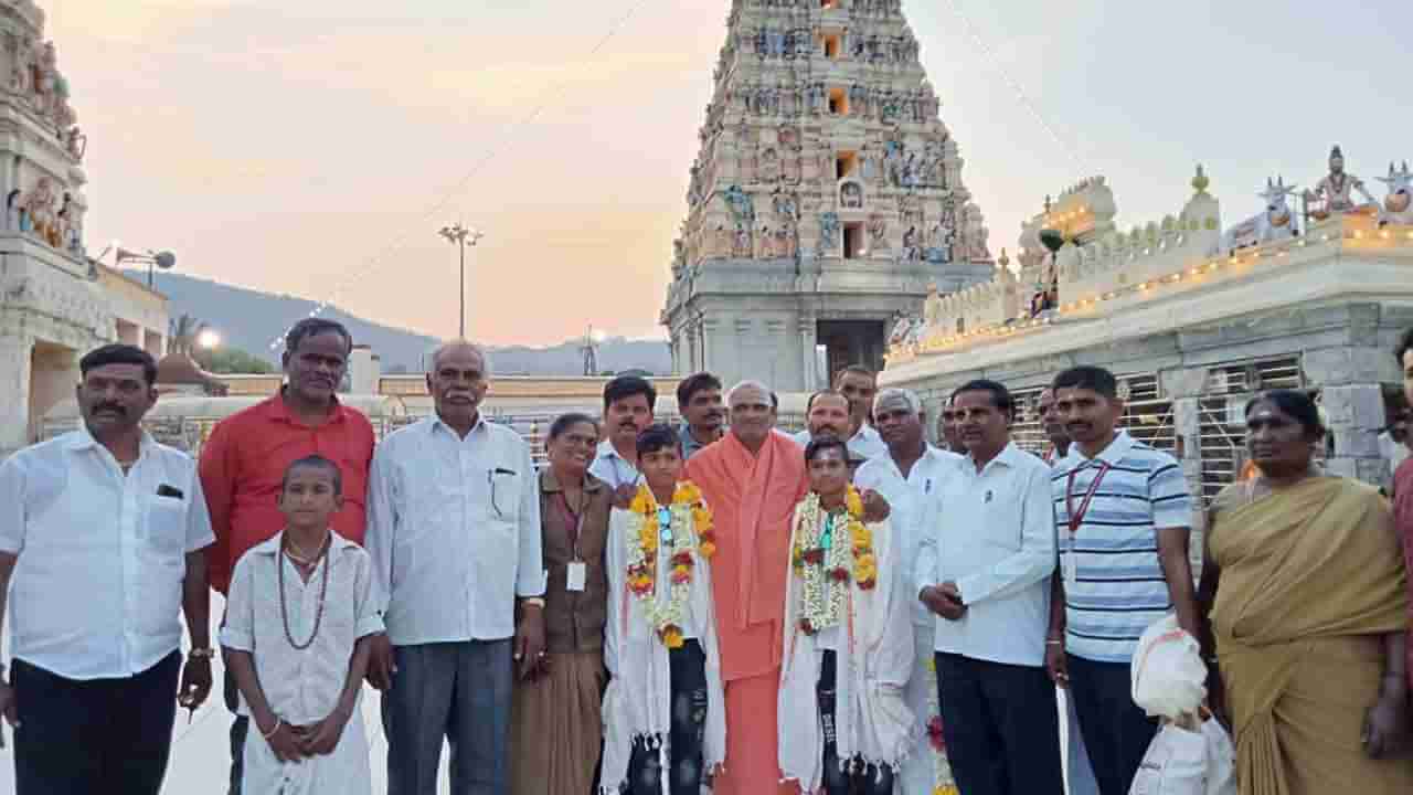 ಬೀದರ್​ನಿಂದ ಮಲೆ ಮಹದೇಶ್ವರ ಬೆಟ್ಟಕ್ಕೆ ಅವಳಿ ಸಹೋದರರ ಸೈಕಲ್ ಸವಾರಿ ಅಂತ್ಯ; ಮಹದೇಶ್ವರನ ದರ್ಶನ ಮಾಡಿ ವಿಶೇಷ ಪೂಜೆ