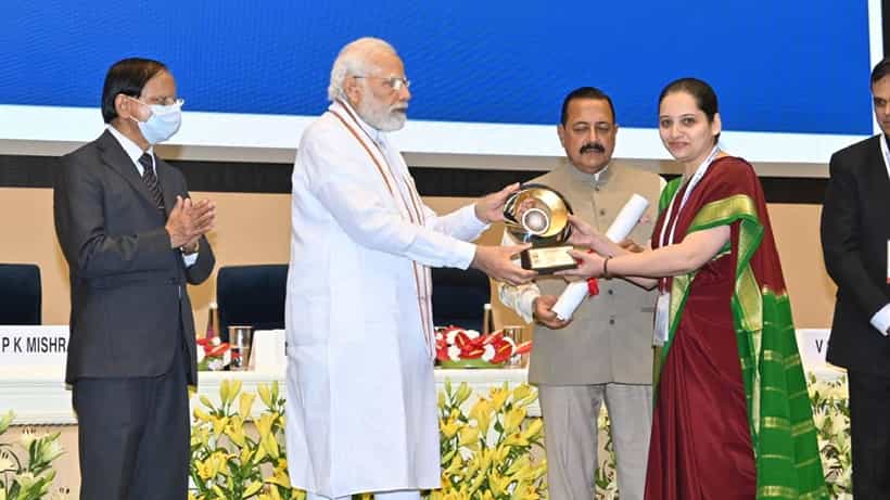 ಕೇಂದ್ರ ಸರ್ಕಾರ ನೀಡುವ ಉತ್ಕೃಷ್ಟ ಸಾರ್ವಜನಿಕ ಆಡಳಿತ ಪ್ರಶಸ್ತಿಗೆ ಕರ್ನಾಟಕ ಸರ್ಕಾರದ ಸೇವಾ ಸಿಂಧು ಪೋರ್ಟಲ್ಗೆ ಪ್ರಶಸ್ತಿ