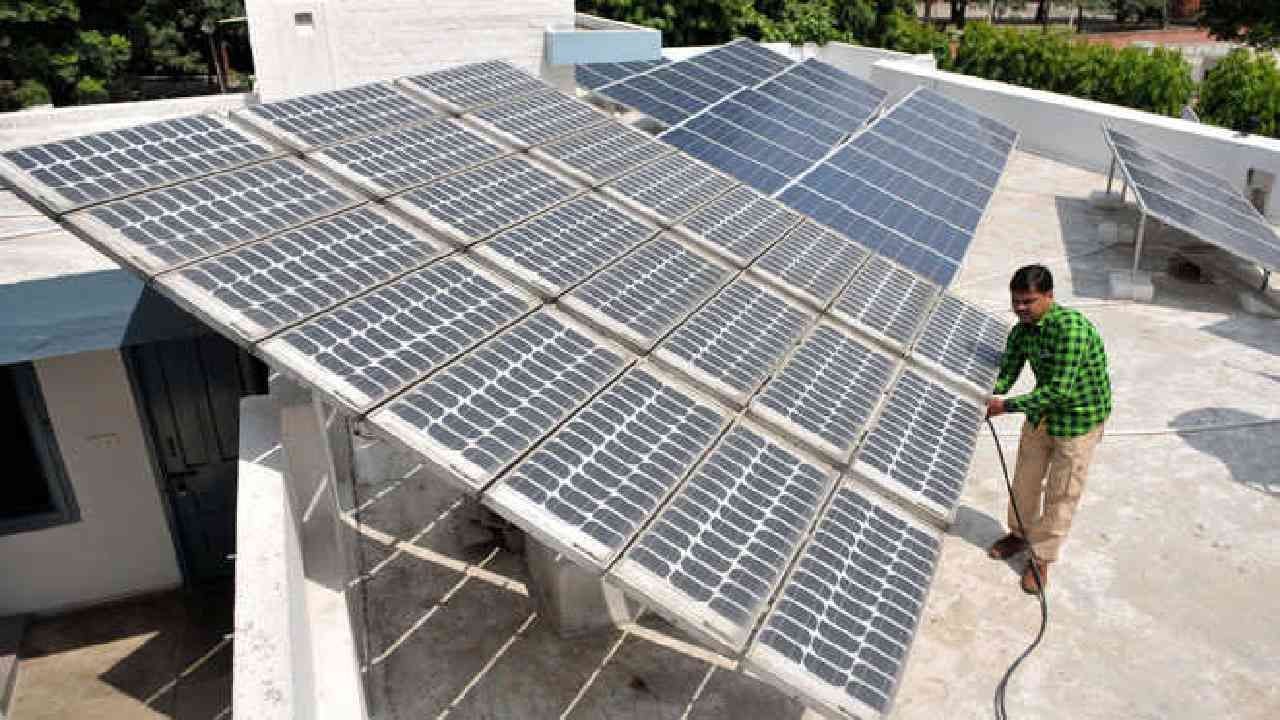 Solar Energy: ಸದ್ಯದಲ್ಲೇ ಅಪಾರ್ಟ್​ಮೆಂಟ್​​ಗಳಲ್ಲಿ ಸೋಲಾರ್ ಅಳವಡಿಕೆ ಅನಿವಾರ್ಯ ಸಾಧ್ಯತೆ; ವಿದ್ಯುತ್ ಉಳಿತಾಯಕ್ಕೆ ಸರ್ಕಾರ ಚಿಂತನೆ