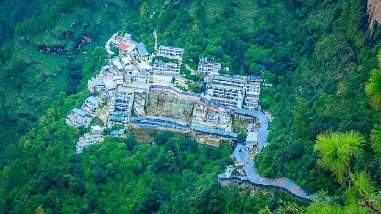 Vaishno Devi Yatra: ವೈಷ್ಣೋದೇವಿ ಯಾತ್ರೆಗೆ ತೆರಳುವವರಿಗೆ ಗುಡ್ ನ್ಯೂಸ್​; ಈ ಹೊಸ ಸೌಲಭ್ಯ ಒದಗಿಸಲು ಸರ್ಕಾರ ಅನುಮತಿ