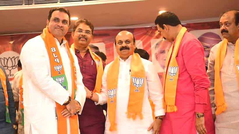 Promod Madhwaraj: ಕಾಂಗ್ರೆಸ್ಗೆ ರಾಜೀನಾಮೆ ನೀಡಿ ಬಿಜೆಪಿಗೆ ಸೇರ್ಪಡೆಯಾದ ಮಾಜಿ ಮಂತ್ರಿ ಪ್ರಮೋದ್ ಮಧ್ವರಾಜ್