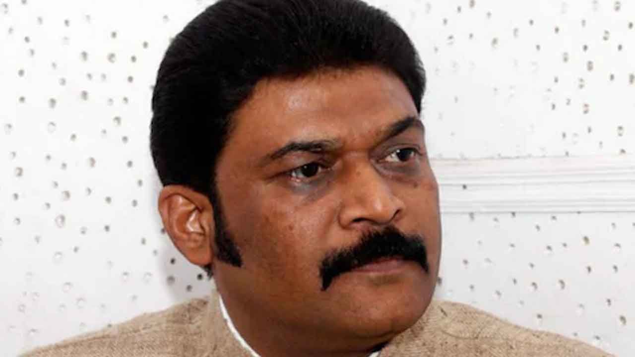ನಿಗದಿಗಿಂತ ಧ್ವನಿವರ್ಧಕದ ಶಬ್ದದ ಪ್ರಮಾಣ ಮಿತಿ ಮೀರಿದರೆ ಕ್ರಮ: ಸಚಿವ ಆನಂದ್ ಸಿಂಗ್